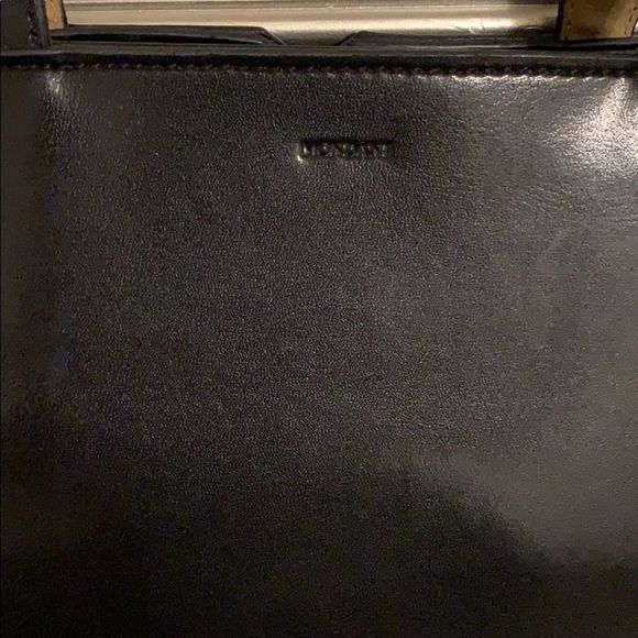 MONDANI NY PURSE💄💄 - Picture 3 of 8